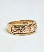 Load image into Gallery viewer, 2120: Vintage & Heavy 9ct Gold Round Cut Diamond Trilogy Clogau Style- Statement