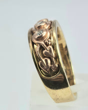 Load image into Gallery viewer, 2120: Vintage & Heavy 9ct Gold Round Cut Diamond Trilogy Clogau Style- Statement