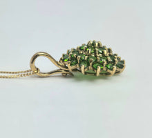 Load image into Gallery viewer, 2148: Vintage; 9ct Gold 31 Green Diopsides Pendant & Chain (40cm) - lovely neckwear