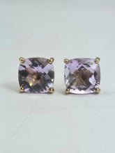 Load image into Gallery viewer, 2181: Vintage & Exquisite 9ct Gold Square Cut Lilac Amethyst Stud Earrings