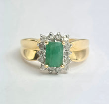 Load image into Gallery viewer, 2140: Vintage;: 14ct Gold Emerald Cut Emerald (0.79ct) 14 Diamonds (0.43ct) Ring - LUSH