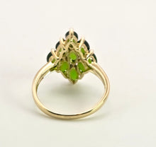 Cargar imagen en el visor de la galería, 2126: Vintage: 9ct Gold Green Diopsides Geometric Cocktail Ring- she scintillates 