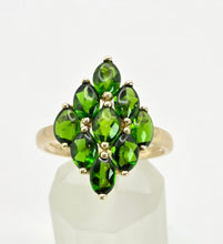 Cargar imagen en el visor de la galería, 2126: Vintage: 9ct Gold Green Diopsides Geometric Cocktail Ring- she scintillates 
