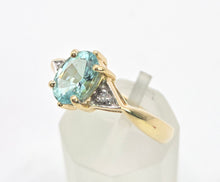 Load image into Gallery viewer, 2182: Vintage: 18ct Gold Sky  Blue Aquamarine Diamonds Dress Ring- lovely cut & colours