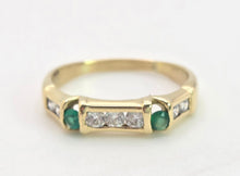 Load image into Gallery viewer, 1195: Vintage Rare: 18ct Gold Green Diopside Sapphires Stacker Ring