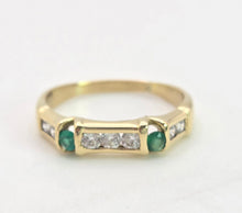 Load image into Gallery viewer, 1195: Vintage Rare: 18ct Gold Green Diopside Sapphires Stacker Ring