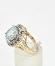 Load image into Gallery viewer, 1764: Vintage: 9ct Gold Swiss Blue Topaz 16 Diamonds Diana Style Cluster Ring