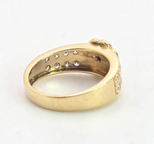 Load image into Gallery viewer, 1872: Vintage: 18ct Gold 25 Diamonds Cluster Ring - sparkling symmetry