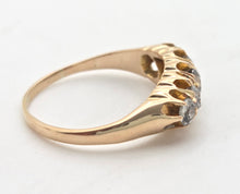 Cargar imagen en el visor de la galería, Antique Edwardian: 18ct Gold 5 Natural Diamonds Boat Ring- Over 100 years old