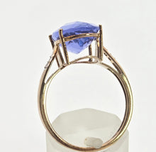 Load image into Gallery viewer, Vintage: 9ct Gold Large Fluorite Natural Diamonds Cocktail Ring