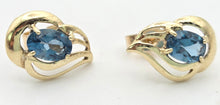 Load image into Gallery viewer, 2044 Vintage: 9ct Gold Swiss Blue Topaz Stud Earrings