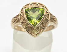 Load image into Gallery viewer, 2232 9ct gold Shield-- Cut Peridot Ornate Signet Ring