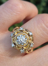 Cargar imagen en el visor de la galería, Vintage: 18ct  Gold Brilliant  & Round Cut Natural Diamonds Cluster Ring
