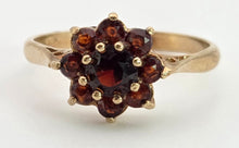 Load image into Gallery viewer, 0118 Vintage: 9ct Gold 9 Garnets Daisy Flower Head Ring- From 1975