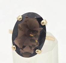 Load image into Gallery viewer, 2412 Vintage: 9ct Gold Oval faceted Cut Smokey Quartz Solitaire Ring