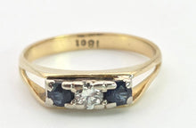 Load image into Gallery viewer, 2415 Vintage: 18ct Gold French Blue Sapphires Natural Diamond 3-Stone Ring