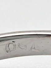 Load image into Gallery viewer, 2375 Vintage: 18ct White Gold 32 Natural Diamonds (0.5ct) Ring