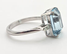 Load image into Gallery viewer, 1867 Vintage: 18ct White Gold Emerald Cut Blue Aquamarine Diamonds Cocktail Ring