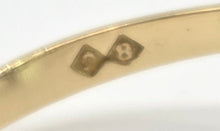 Load image into Gallery viewer, 2445 Vintage: 18ct French Blue Sapphires Natural Sparkling Diamonds Flower Head Ring