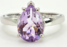 Load image into Gallery viewer, 6422 Vintage: 9ct White Gold Pear-Cut Lilac Amethyst Ring