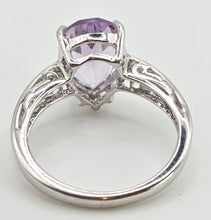 Load image into Gallery viewer, 6422 Vintage: 9ct White Gold Pear-Cut Lilac Amethyst Ring
