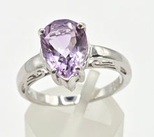 Load image into Gallery viewer, 6422 Vintage: 9ct White Gold Pear-Cut Lilac Amethyst Ring