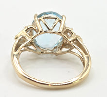 Load image into Gallery viewer, 5804 Vintage; 9ct Gol Faceted Cut Swiss Blue Topaz natural Diamonds Dress ring