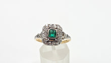 Cargar imagen en el visor de la galería, 7138 Vintage: Art Deco 18ct Gold Platinum Emerald 34 Natural Diamonds Panel Ring