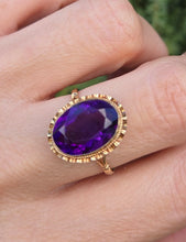 Load image into Gallery viewer, 6267 Vintage: 9ct Gold Rich Purple Amethyst Solitaire-From 1974