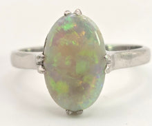 Load image into Gallery viewer, 2469: Vintage 14ct White Gold Vibrant White Opal Solitaire Ring
