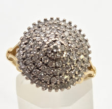 Load image into Gallery viewer, 2560: Vintage 18ct Gold Natural Diamonds (1.25ct) Tiered Cluster Ring