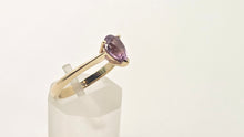 Load image into Gallery viewer, 0612: Vintage 9ct Gold Pear Cut Purple Padparadscha Sapphire (1.09ct) Solitaire Ring