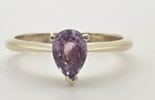 Load image into Gallery viewer, 0612: Vintage 9ct Gold Pear Cut Purple Padparadscha Sapphire (1.09ct) Solitaire Ring