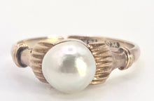 Load image into Gallery viewer, 2313 Vintage 14ct Single Cultured Pearl Ring- Adjustable