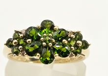 Load image into Gallery viewer, 2534: Vintage; 9ct Gold 15 Green Diopsides Diamonds Cluster Ring
