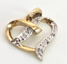 Cargar imagen en el visor de la galería, 0110: Vintage: Petite 9ct Gold Natural Diamonds Heart-Shaped Pendant