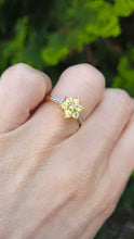 Load image into Gallery viewer, 6193 Vintage: 9ct Gold Heliodor  & Glacier Topaz Flower Head Ring