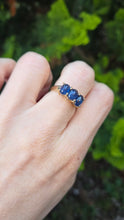 Load image into Gallery viewer, 2451 Vintage: 9ct Gold Cabochon Cornflower Blue Sapphire Trilogy Ring
