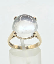 Load image into Gallery viewer, 1943: Vintage 9ct Gold Large Cabochon Cut Moonstone Ring