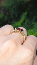 Load image into Gallery viewer, 6239 Vintage: 18ct Gold Triangular Cut Red Garnets Diamonds Geometric Set Ring