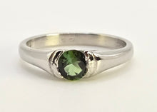 Load image into Gallery viewer, 2200: Vintage: Platinum Green Garnet Tsavorite Solitaire Ring
