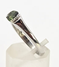 Load image into Gallery viewer, 6411: Vintage: Platinum Green Garnet Tsavorite Solitaire Ring