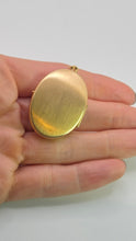 Load image into Gallery viewer, 2602: Vintage: 9ct Gold Large Photo Locket/Pendant