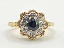 Cargar imagen en el visor de la galería, 0630: Vintage 18ct Gold French Blues Sapphire Diamonds Flower Head Cluster Ring