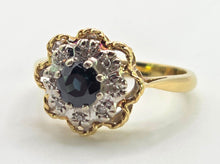 Cargar imagen en el visor de la galería, 0630: Vintage 18ct Gold French Blues Sapphire Diamonds Flower Head Cluster Ring