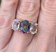 Load image into Gallery viewer, 6338 Vintage: Statement: 9ct Gold Caribbean Topaz Glacier Topaz Trilogy Ring
