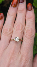 Cargar imagen en el visor de la galería, 2537; Vintage & Exquisite Cushion Cut Mint Green Spinel Solitaire Ring