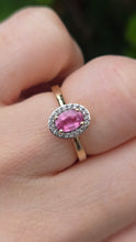 Load image into Gallery viewer, 2587: Vintage: 9ct Gold Padparadscha & White Sapphires Dress Ring