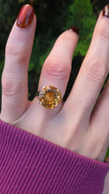 Load image into Gallery viewer, 6318: Vintage: Egyptian 9ct Gold Round Cut Yellow Citrine Ring- rare beauty