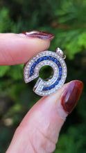 Load image into Gallery viewer, 2441- Vintage Heavy 18ct White Gold Cornflower Blue Sapphires Diamonds Horseshoe Pendant